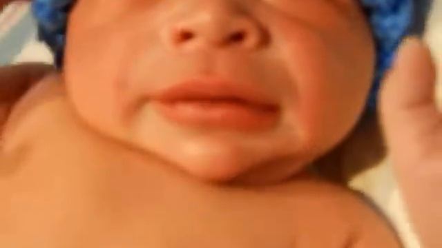 Gavin Harris' Birth February 11th, 2011 смотреть онлайн