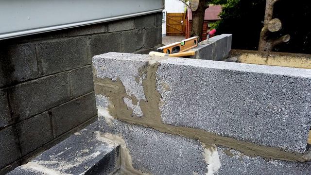 IT guy builds a two-storey shed (Part 3 - bricklaying, timber framing) смотреть онлайн