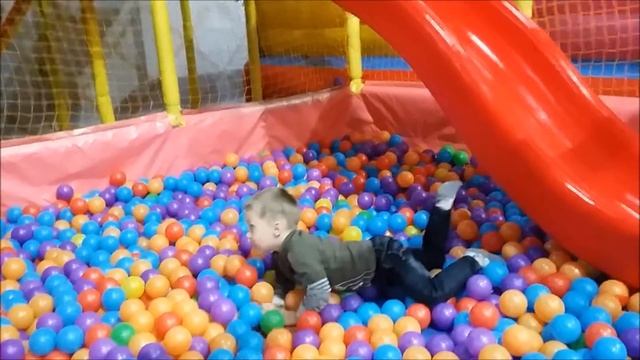 Туркестан. День рождения. Мягкая комната. Turkestan. Birthday. Soft Room.