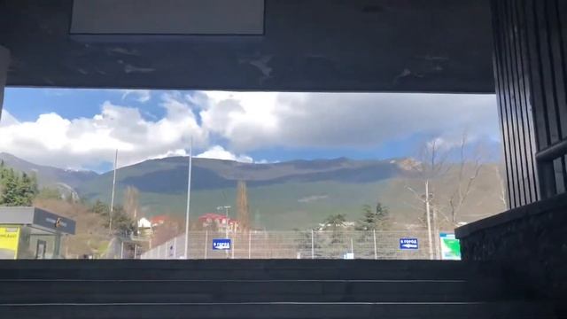 Автовокзал Ялты. Ул.Московская. 07.04.21.Дерекой, крымско-татарская деревня. Крым. Crimea. Yalta. смотреть онлайн