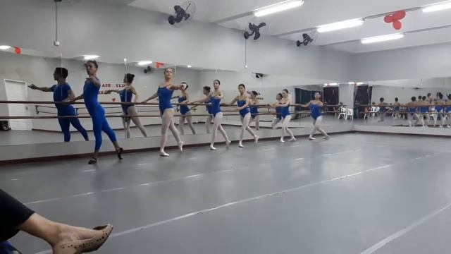 RAD- Intermediate - Rond de Jambé смотреть онлайн