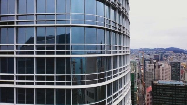 САМЫЙ ВЫСОКИЙ НЕБОСКРЁБ В САН ФРАНЦИСКО смотреть онлайн