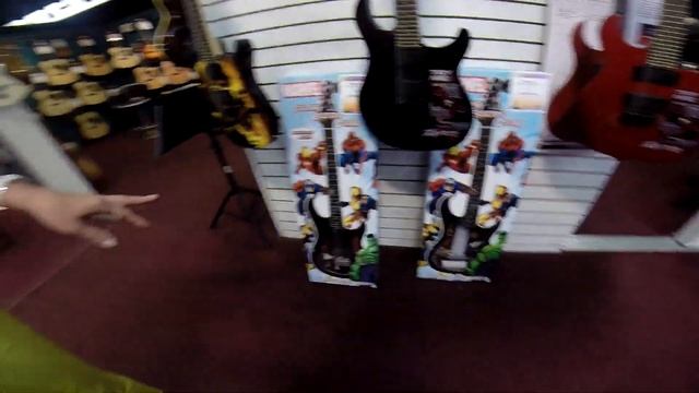 США. Музыкальный МАГАЗИН George's Music, Огромный выбор ГИТАР и не только! Орландо, Флорида смотреть онлайн