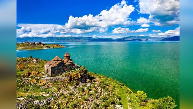 НЕ ЗАБУДЬ посетить ЭТИ места в Армении / ЛУЧШИЕ места для ТУРИСТОВ в Армении смотреть онлайн