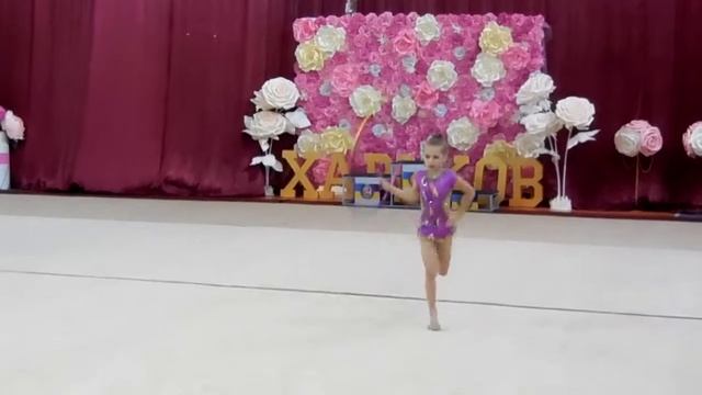 Лера гимнастика с обручем Харьков смотреть онлайн