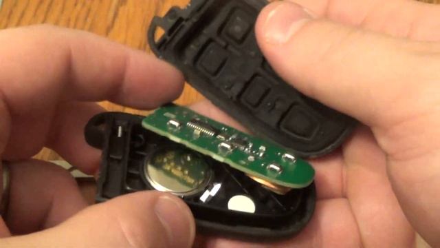 Jeep Key Fob battery replacement Compass / Renegade / Liberty / Cherokee / Grand Cherokee смотреть онлайн