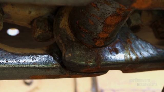 Video review: 1982 Komatsu D65E 6 dozer | Earthmovers & Excavators смотреть онлайн