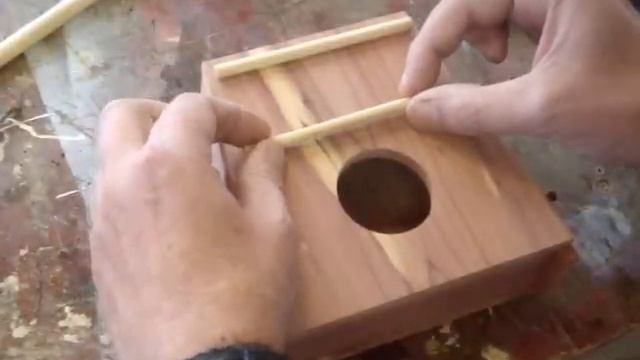 Make a wood thumb piano смотреть онлайн