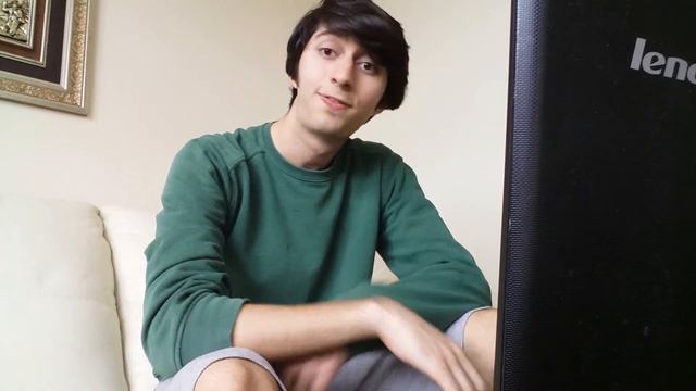 Fluffer reacts to fan comments смотреть онлайн