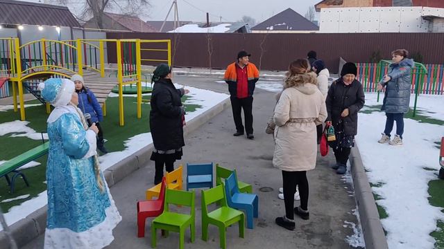 Празднование нового года с родителями в садике смотреть онлайн