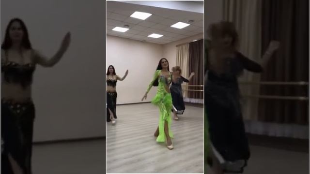 Табла. Школа восточного танца 'Ориентал' Танец? Arabic. Tabla - dance? Bellydance ?Girls? смотреть онлайн