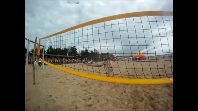 Пляжный волейбол в Дюнах, Easy Bar смотреть онлайн
