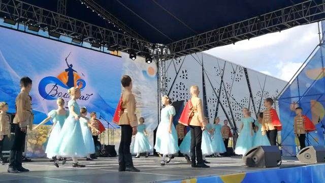 Волжаночка "Полонез" смотреть онлайн