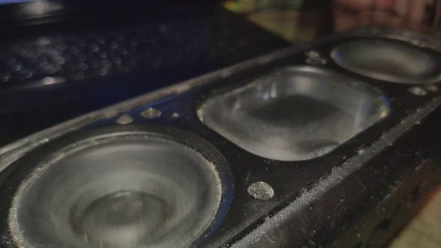BASS TEST SONY SRS XB30 смотреть онлайн