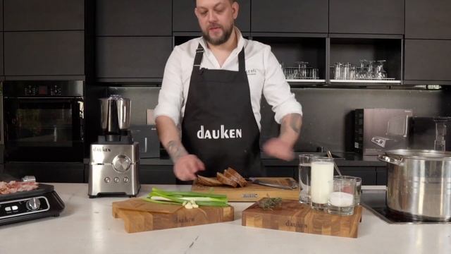 Рецепт: крем суп картофельный с беконом. ( Dauken MX950 PRO + Dauken XG2600 ) смотреть онлайн