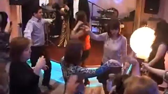 Копия видео "Армянский певец в Москве-БАБКЕН" смотреть онлайн