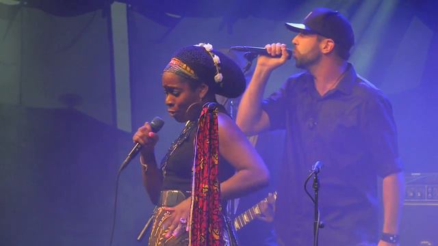 Iyeoka: The Yellow Brick Road Song, Live at Helsinki Festival смотреть онлайн