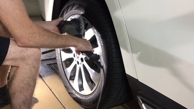 Pad Choice For Correction On Moderate/Slightly Stubborn Clear Coat!! смотреть онлайн