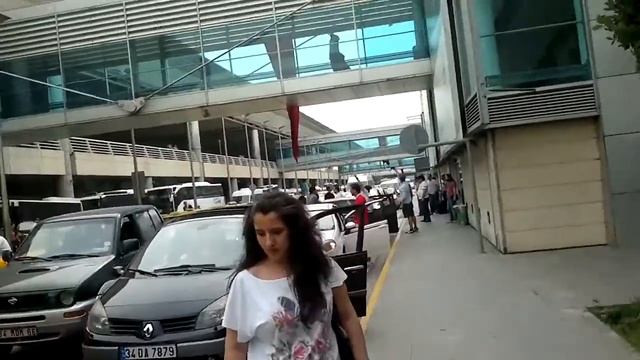 Ataturk Airport part 1 смотреть онлайн