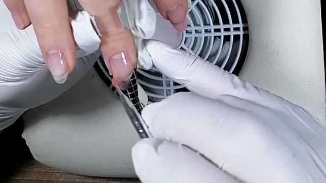 Наращивание гелем, светоотражающий гельлак. смотреть онлайн