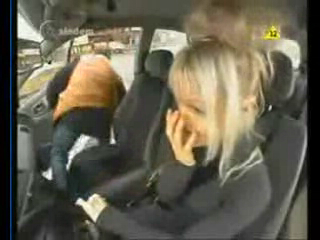 Блондинка учиться водить! )) О МОЙ БОЖЕ!!!! смотреть онлайн