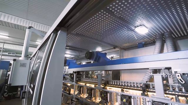 Автомат выдува ПЭТ бутылок под кисломолочную продукцию — А-8000-5 смотреть онлайн