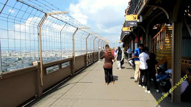 Париж. 2й этаж Эйфелевой башни смотреть онлайн