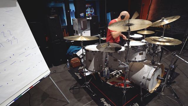 A 21 Beat Sketch (SABIAN clinic at Fast Forward) смотреть онлайн
