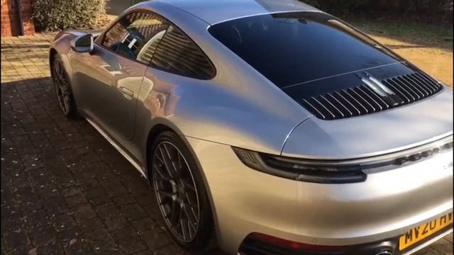 Porsche 992 Carrera 4 S смотреть онлайн