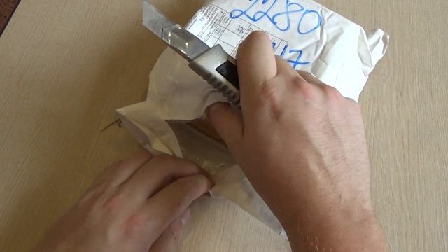 Lenovo Power Bank 7800 Ма/ч и светодиодные лампы.