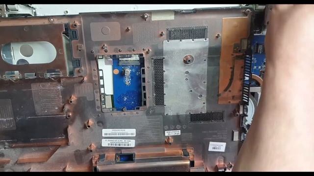 Upgrades Sony PCG-91312V Notebook, CPU Replacement, dust cleaning, thermal paste replacement смотреть онлайн