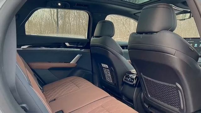 BYD TANG EV600D САМЫЙ БЫСТРЫЙ Электрический Кроссовер | 7 мест, 4.5 секунд до 100км/ч смотреть онлайн