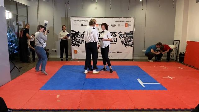 Черганцева Оксана vs. Красильникова Наталья , встреча мастеров туйшоу в движении смотреть онлайн