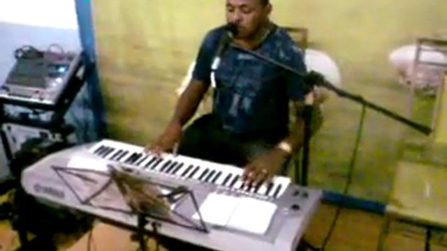 Tecladista moisés (quando ouvi sua voz) смотреть онлайн