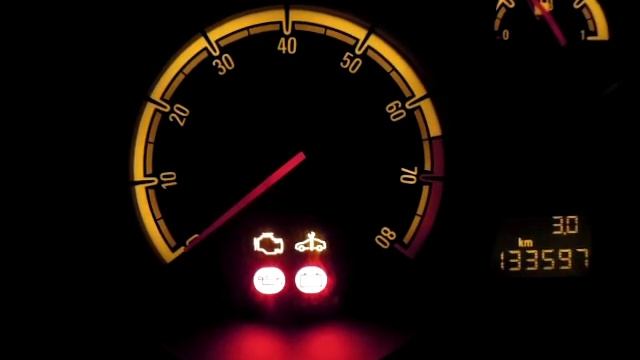 Opel Corsa D "check engine" light blinks DTC error codes смотреть онлайн
