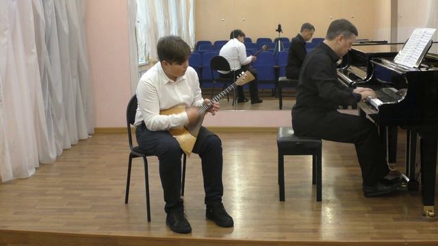 Кемерово, ЦДШИ, Батраков Александр - В.А. Моцарт Сонатина № 1 (IV часть) смотреть онлайн