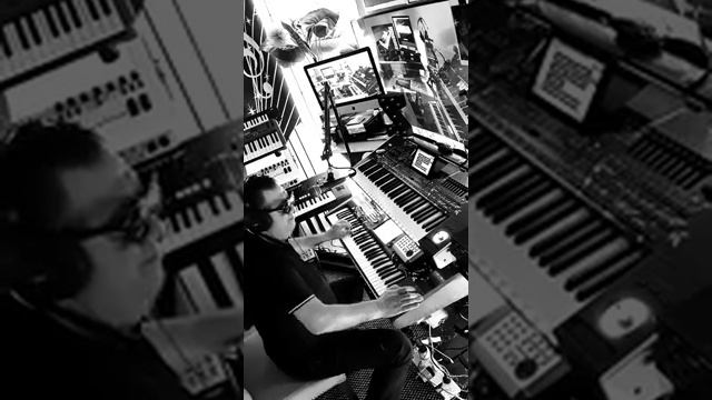 Zani EJ Mambo Italiano смотреть онлайн