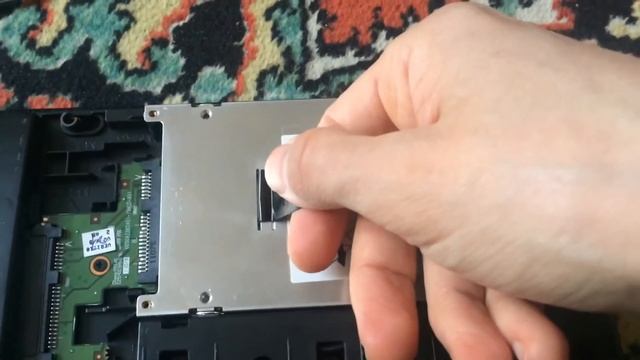 Как заменить жёсткий диск в ноутбуке HP 620 смотреть онлайн