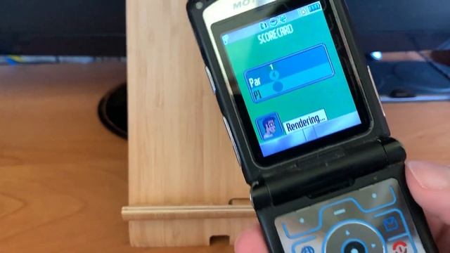 MOTOROLA RAZR V3 (2004) 14 ЛЕТ СПУСТЯ!!! РЕТРОМАНИЯ #4 || ОБЗОР смотреть онлайн