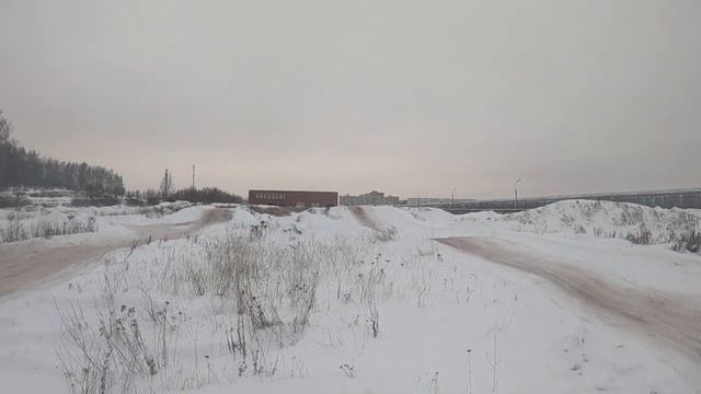 первый раз на кроссовой трассе Avantis 250 FX смотреть онлайн