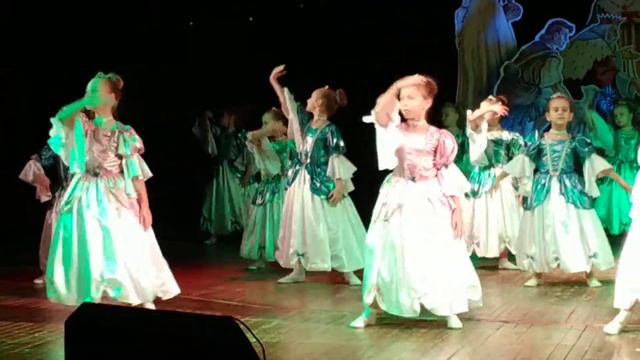 Хореографічна композиція"Попелюшка".Львів. смотреть онлайн