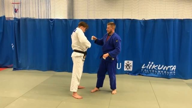 Дзюдо. Бросок через спину. Judo. Ippon seoi nage смотреть онлайн