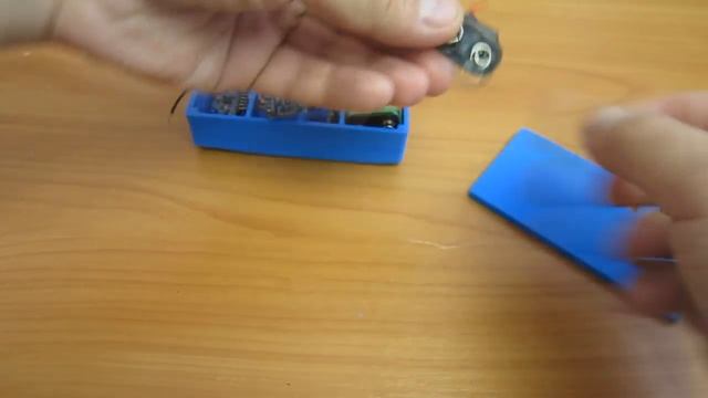 КАК СДЕЛАТЬ МАШИНКУ НА РАДИОУПРАВЛЕНИИ ОТ ПОЛОЖЕНИЯ РУКИ смотреть онлайн