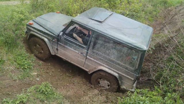 Puch und Mercedes G смотреть онлайн