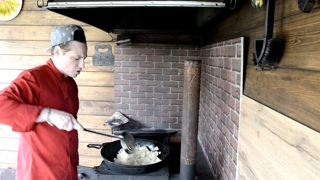 Форель Копченая с жареной картошечкой смотреть онлайн
