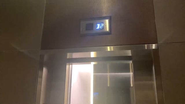 Different Voices! OTIS (Low-Rise) Traction Elevators @ Marriott Marquis - SOMA, San Francisco, CA смотреть онлайн