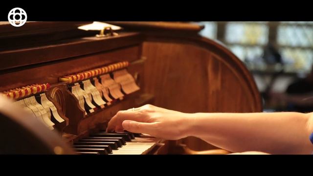 Joe Hisaishi - Merry Go Round of Life (from "Howl's Moving Castle") смотреть онлайн