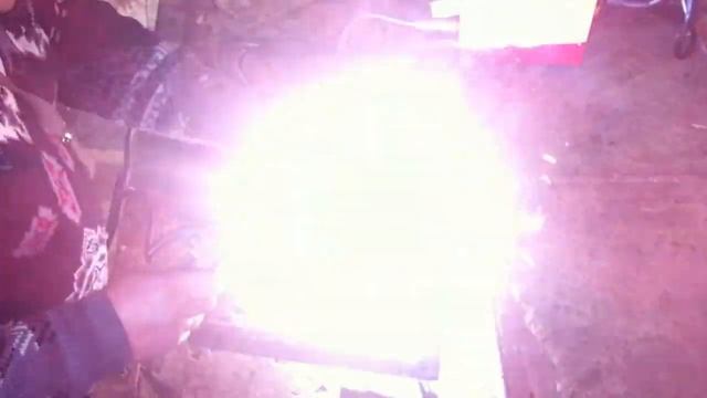 Тест Сварочные Энергомаш СА-97И25СМ VS Sturm AW97I14N смотреть онлайн