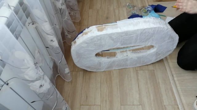 Как сделать своими руками цифру 10 из картона и салфеток.Украшение праздника.Объёмная цифра.3D цифр смотреть онлайн