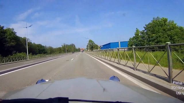 June 06, 2019 (Real Time): Driving in a Citroen 2 CV in Russia from Kaliningrad to Lesnoy смотреть онлайн